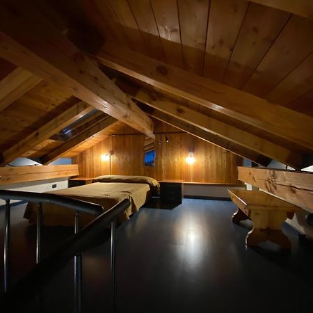 Hotel&Restaurant Armanac De Toubie Arnad Bagian luar foto