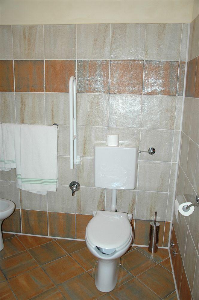 Hotel&Restaurant Armanac De Toubie Arnad Bagian luar foto