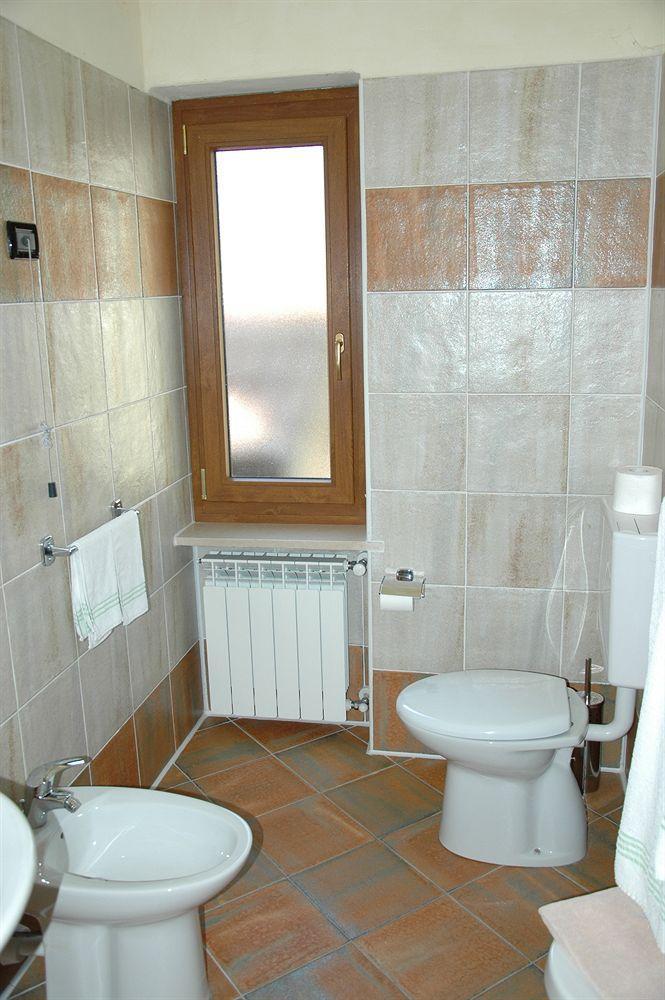 Hotel&Restaurant Armanac De Toubie Arnad Bagian luar foto